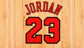 hth-体坛快讯，步行者加时险遭质疑，阿贾克斯多特蒙德各自备战